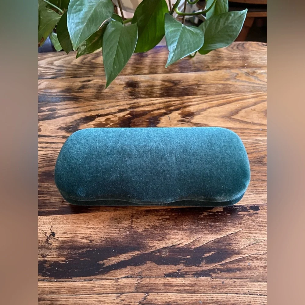 Gucci - Picture 3 of 4